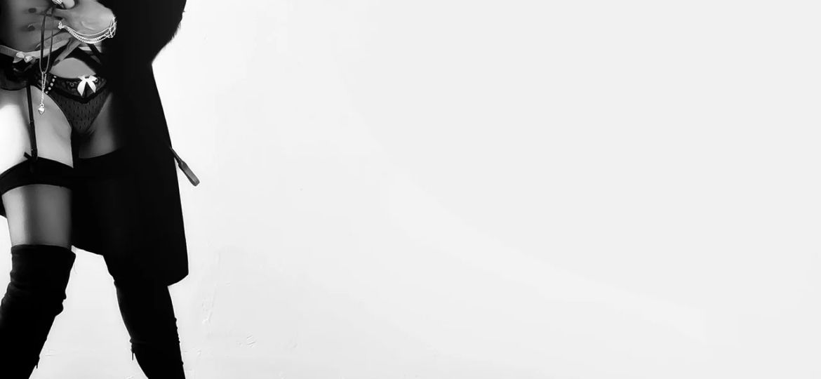 woman-446711_1280